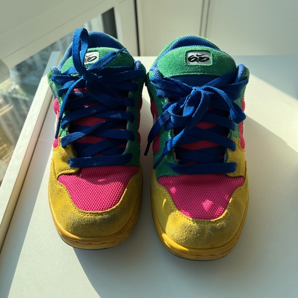 NikeiDs custom made (suede) - Picture 2 of 5